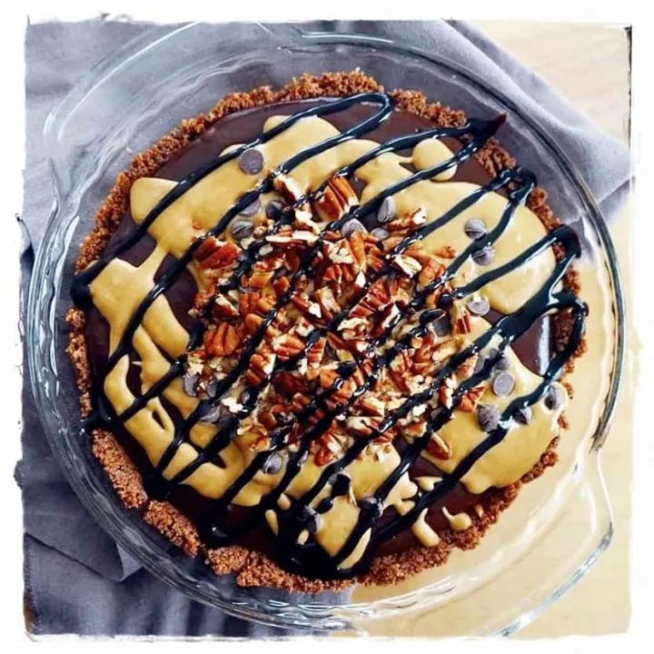 Chocolate Peanut Butter Pie Vegan Dessert Planted365 #veganrecipe #vegandessert #veganpie