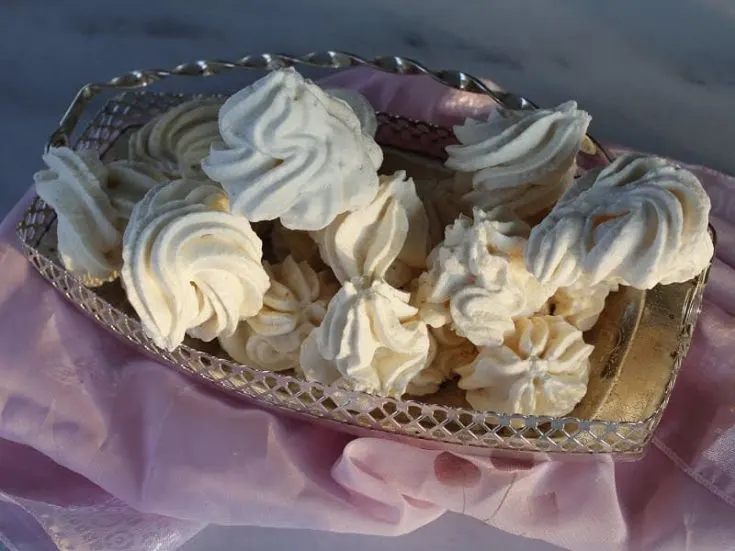 Image for Aquafaba Meringues made from Scratch